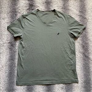Nautica Olive Green V-Neck T Shirt Mens Large Classic Logo Casual Tee